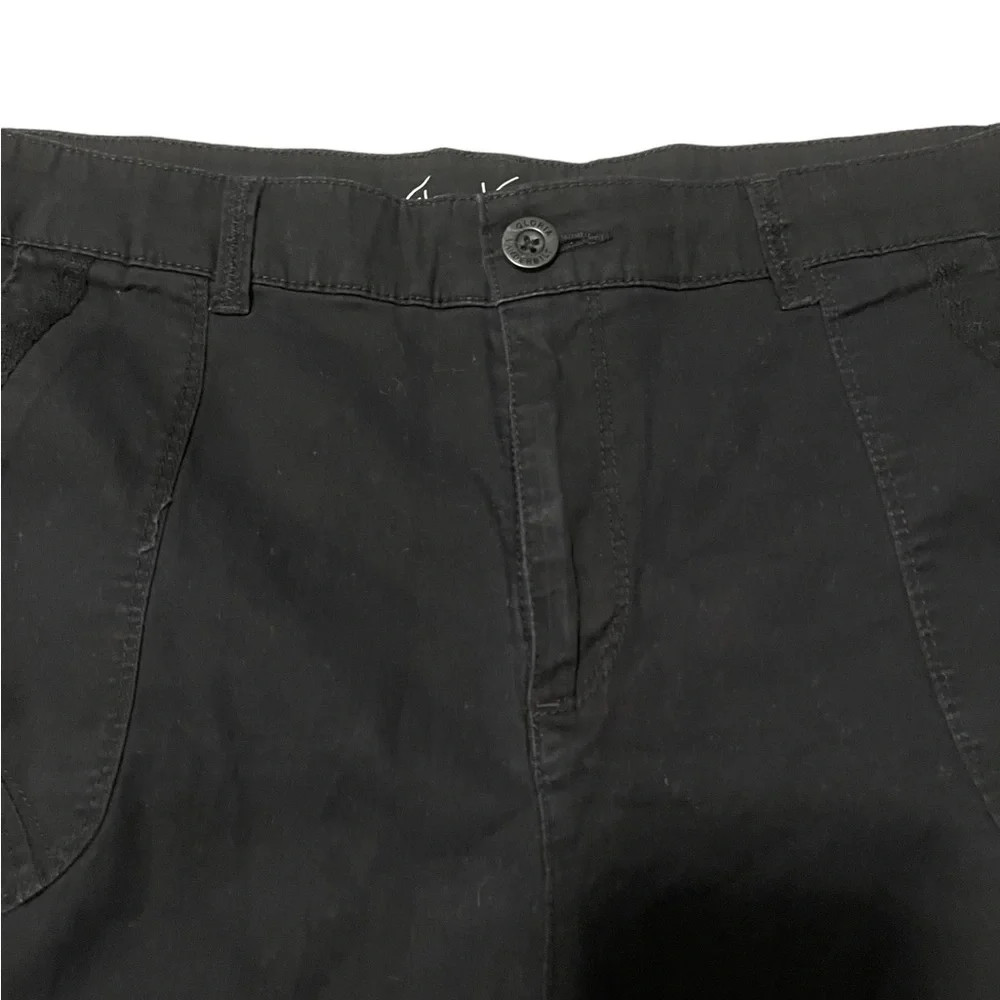 Gloria Vanderbilt Women’s Shorts - Picture 2 of 6